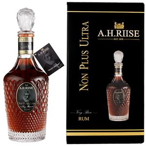 A.H. Riise Non Plus Ultra Very Rare Rum 42% 